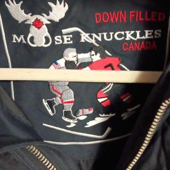 Moose Knuckles Size Medium Jaket - Picture 6 of 7